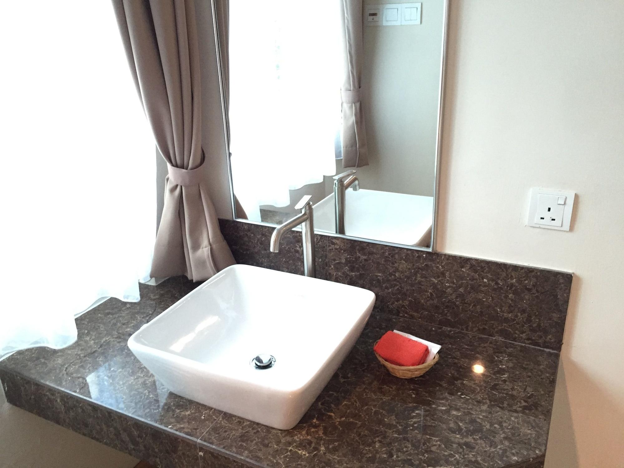 Hotel Asia Kuah Bagian luar foto