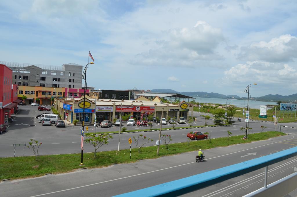 Hotel Asia Kuah Bagian luar foto
